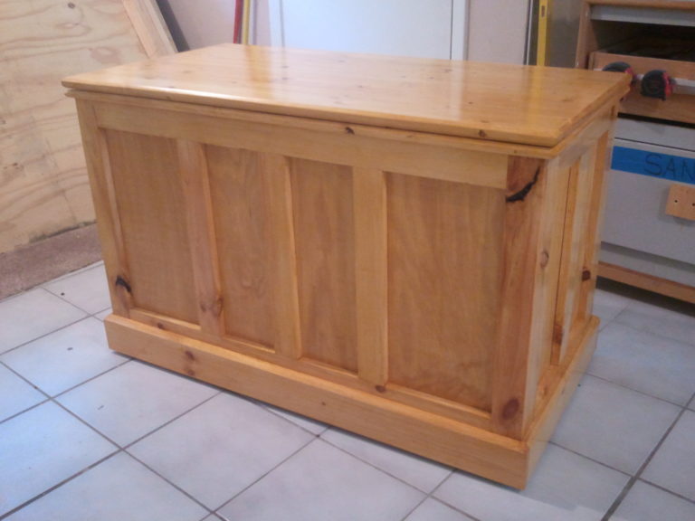 Blanket Chest Nichole