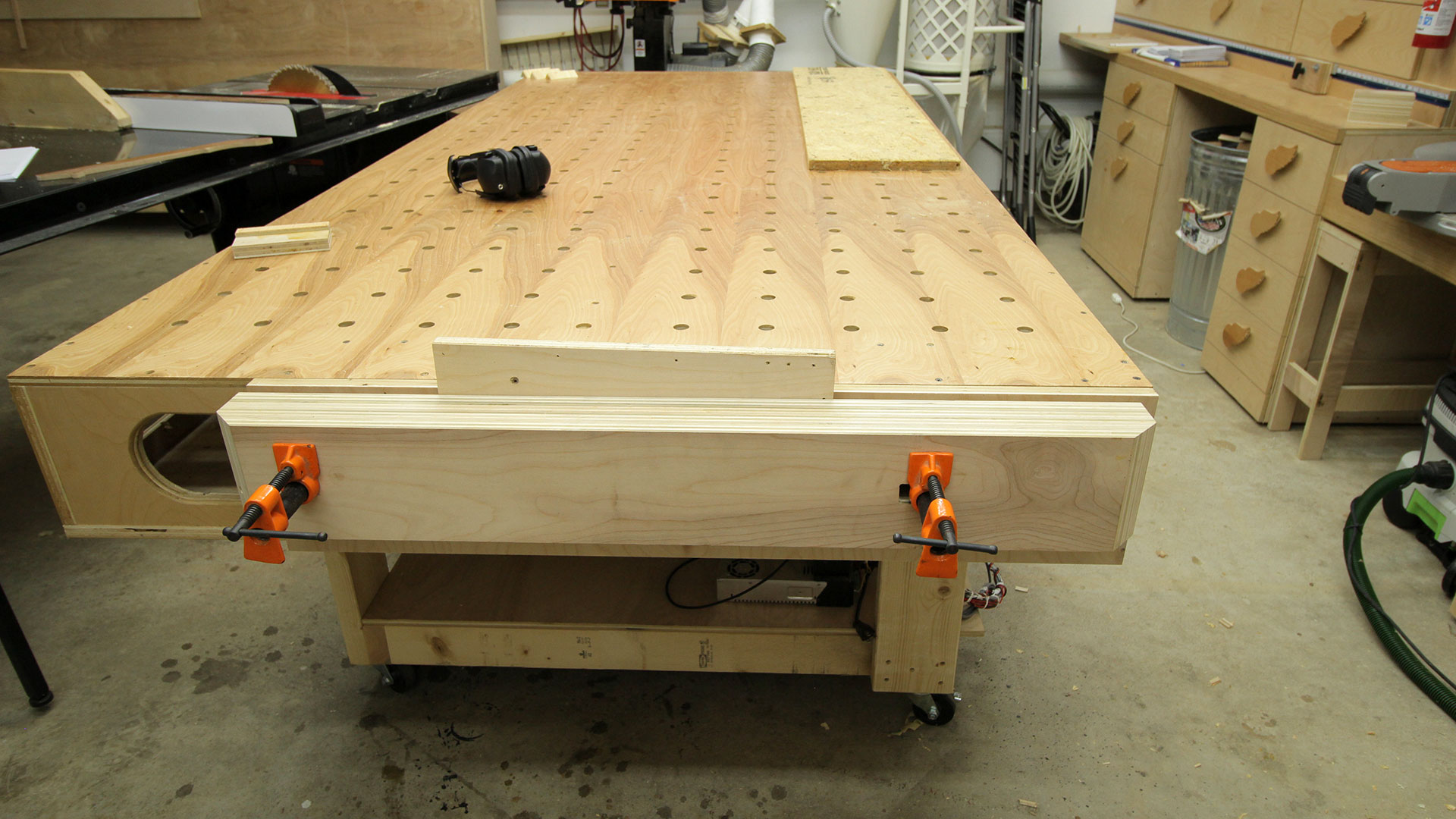 8-Inch Woodworker's Bench Vice – Heavy Duty Cast Iron – 200mm Wide – Tooltime