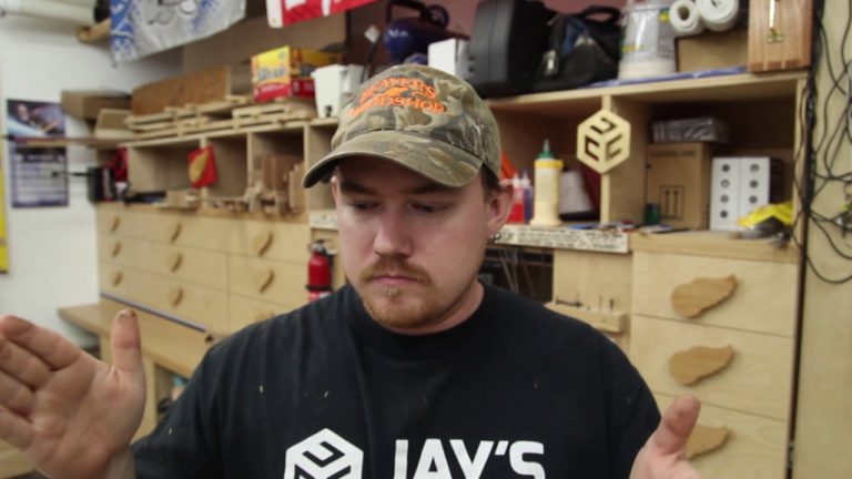 Vlog #101: Wheelbarrow, Christmas Gifts, Boxes